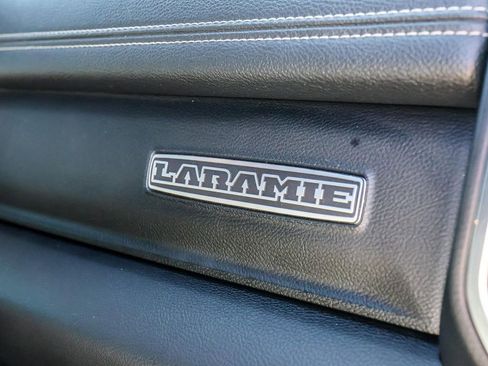 Used 2025 RAM 1500 Laramie image 16
