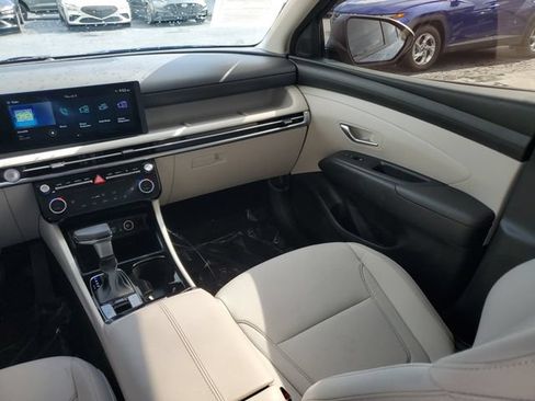Certified 2025 Hyundai Tucson SEL FWD image 23