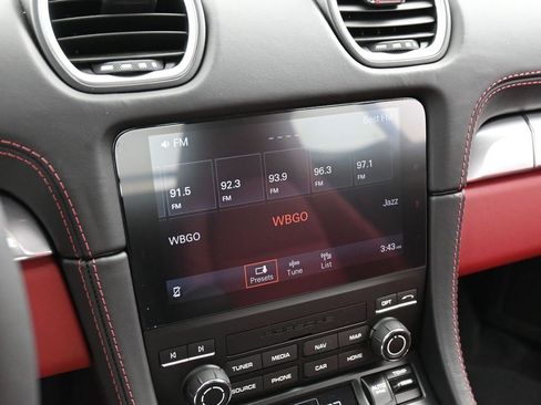 New 2025 Porsche 718 Cayman image 21