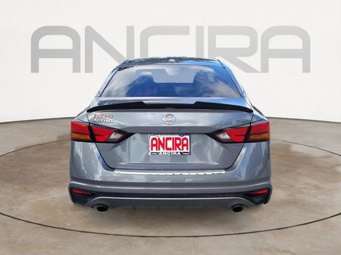 Used 2019 Nissan Altima 2.5 SR w/ SR Premium Package FWD image 9