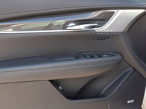 Used 2021 Cadillac XT6 Sport image 19