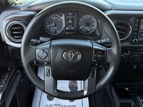 Used 2021 Toyota Tacoma TRD Pro AWD/4WD image 12