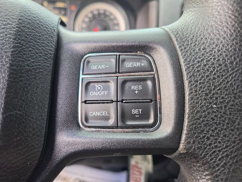 Used 2018 RAM 1500 Express RWD image 28