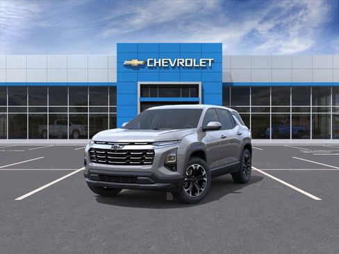 New 2026 Chevrolet Equinox LT w/ Convenience Package II FWD image 10