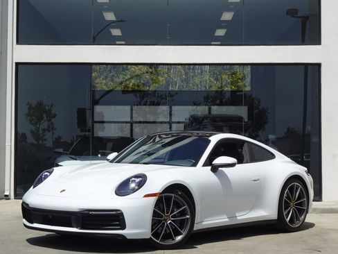 Used 2020 Porsche 911 Carrera RWD image 8