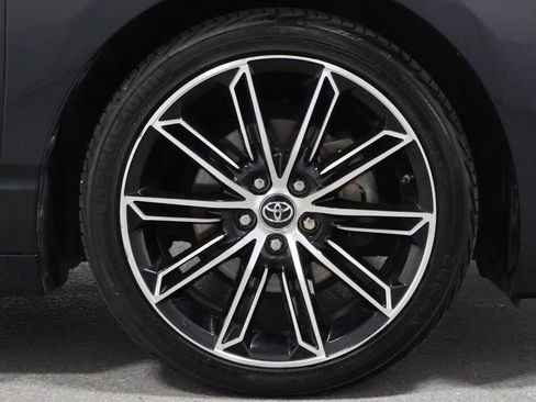 Used 2019 Toyota Avalon XSE w/ Protection Package FWD image 12