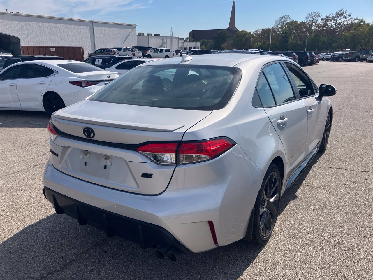 Used 2024 Toyota Corolla SE FWD image 4