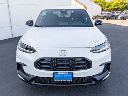 New 2026 Honda HR-V Sport image 3