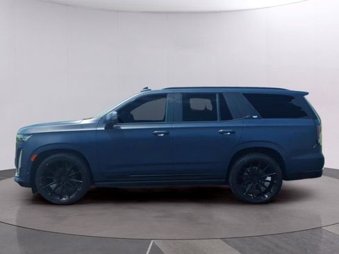 Used 2021 Cadillac Escalade Sport Platinum RWD image 2
