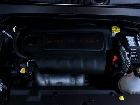 Used 2022 Jeep Compass Latitude image 33