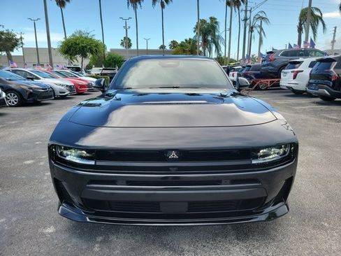 Used 2026 Dodge Charger Scat Pack AWD/4WD image 2