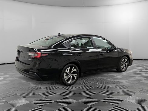 Used 2025 Subaru Legacy Premium image 5