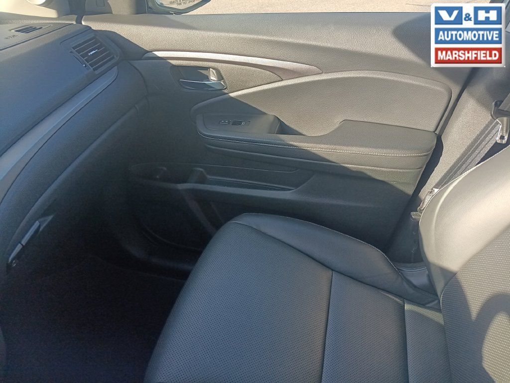 Used 2025 Honda Ridgeline RTL image 15