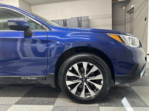 Used 2017 Subaru Outback 2.5i Limited image 5