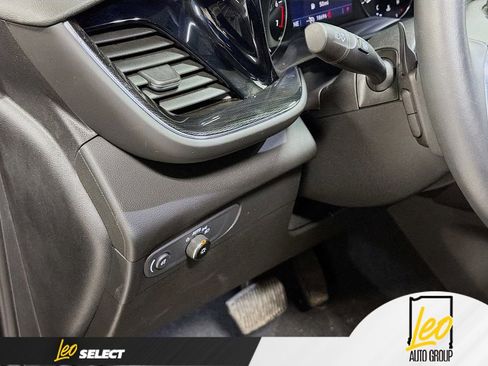 Used 2022 Buick Envision Preferred image 10