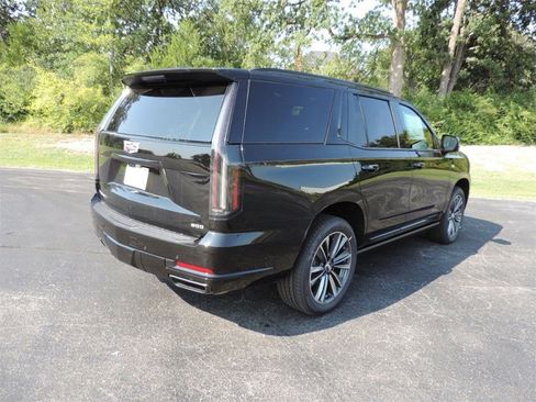 New 2025 Cadillac Escalade Sport w/ Touring Package image 5