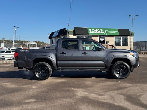 Used 2023 Toyota Tacoma SR image 9