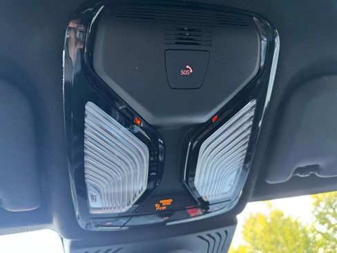 Used 2019 BMW X3 xDrive30i w/ Driving Assistance Package image 41