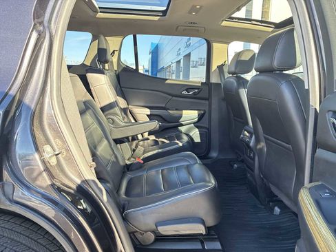 Certified 2019 GMC Acadia Denali image 28