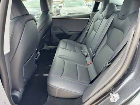 Used 2025 Tesla Model 3 Long Range image 14