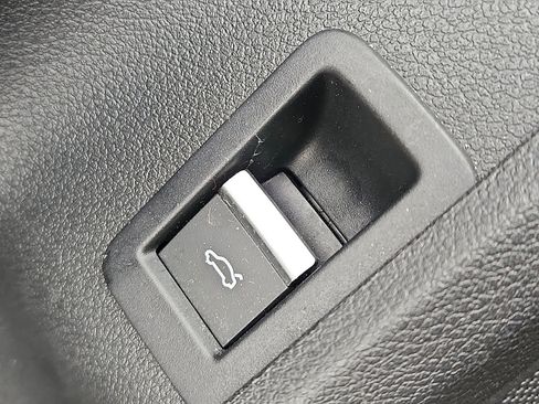 Used 2025 Audi A5 2.0T Premium Plus image 28