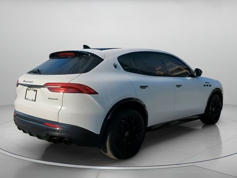 Used 2025 Maserati Grecale Modena image 27