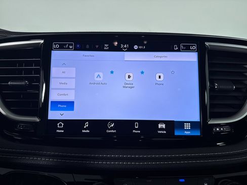 New 2026 Chrysler Pacifica Select image 16