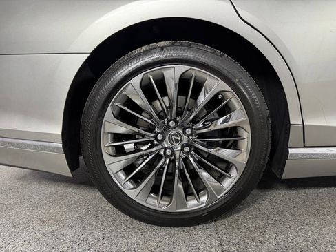 Used 2018 Lexus LS 500 AWD w/ Luxury Package image 9