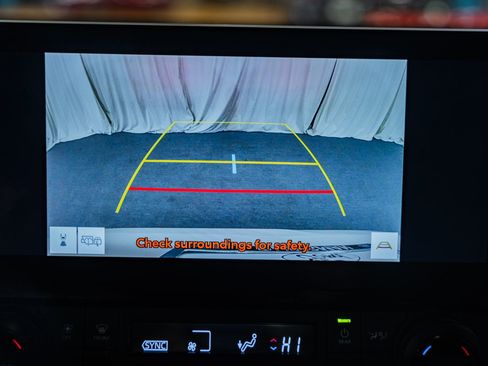 Used 2024 Toyota Grand Highlander XLE image 46