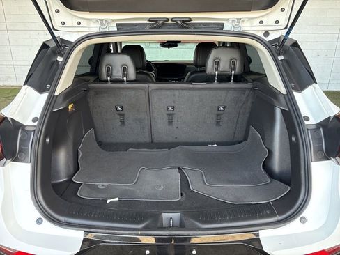 Used 2024 Buick Encore GX Sport Touring FWD image 19