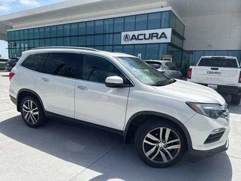 Used 2018 Honda Pilot Elite image 1