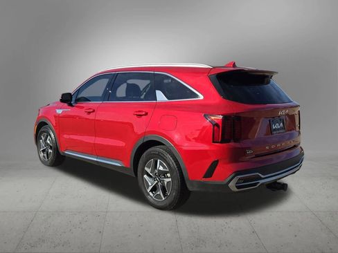 Certified 2022 Kia Sorento EX w/ Panoramic Sunroof Package image 4