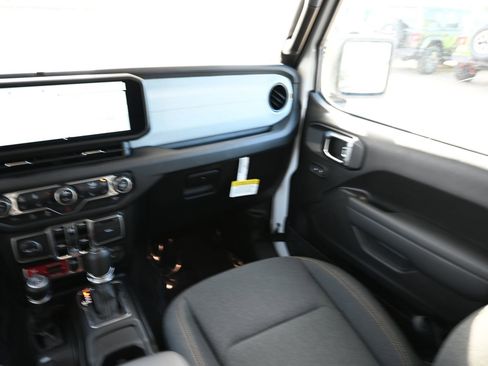 New 2025 Jeep Wrangler Willys image 22