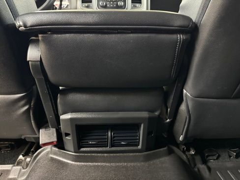 Used 2014 RAM 1500 Express image 16