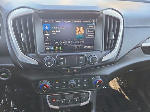 Used 2023 GMC Terrain SLT image 22