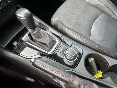 Used 2014 MAZDA MAZDA3 s Grand Touring w/ Technology Package image 24