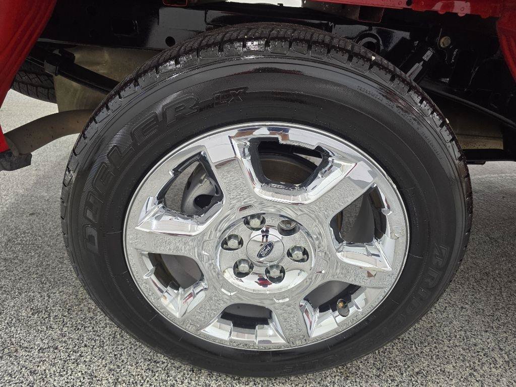 Used 2019 Ford F150 XLT w/ Equipment Group 302A Luxury AWD/4WD image 30