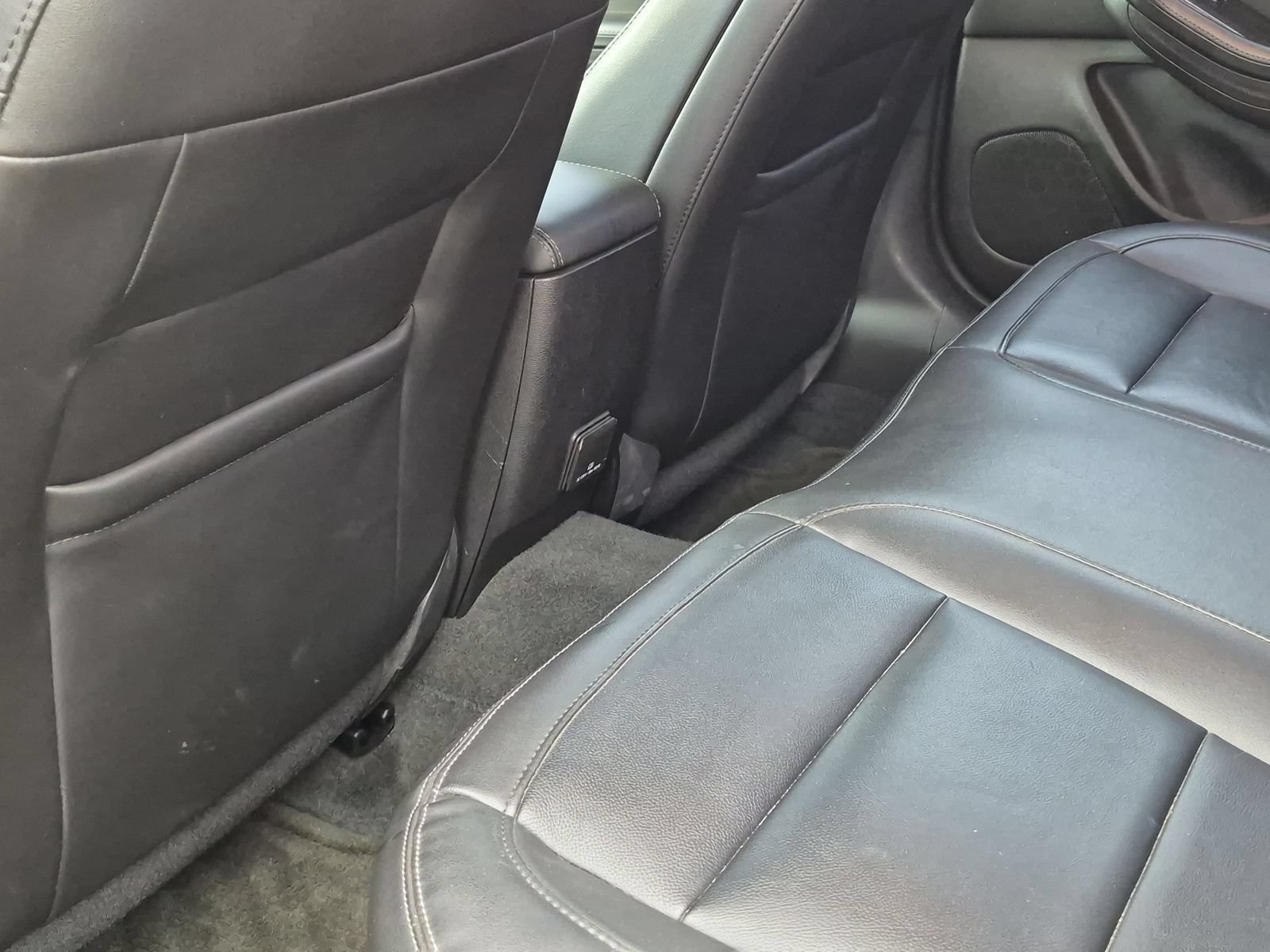Used 2015 Chevrolet Malibu LTZ FWD image 17