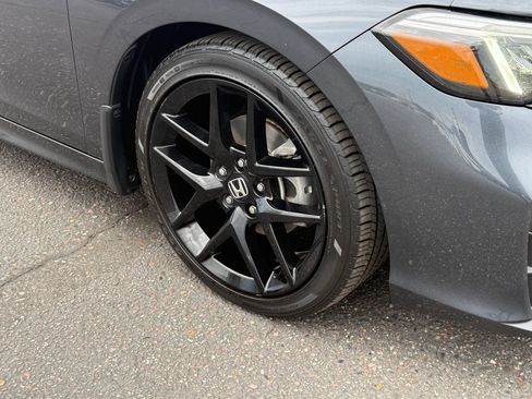 Used 2025 Honda Civic Sport image 11