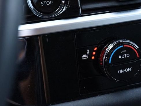 Certified 2025 Nissan Pathfinder SV AWD/4WD image 20