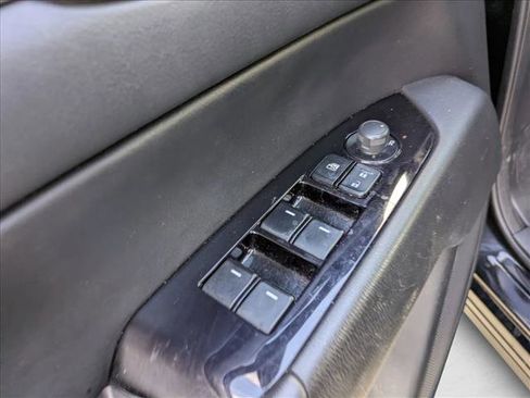 Used 2020 MAZDA CX-5 Touring image 12