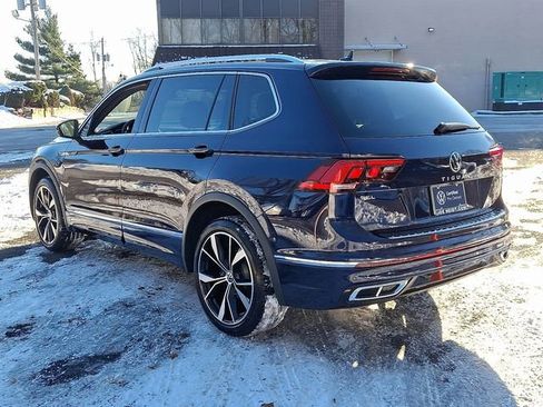 Used 2022 Volkswagen Tiguan SEL R-Line image 7