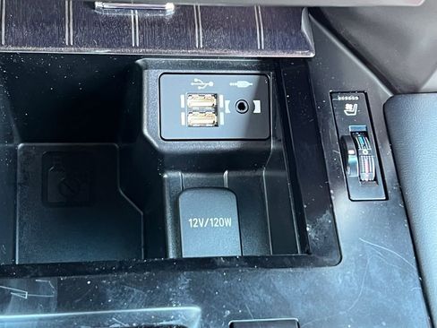 Certified 2021 Lexus GX 460 Luxury w/ Accessory Package image 22