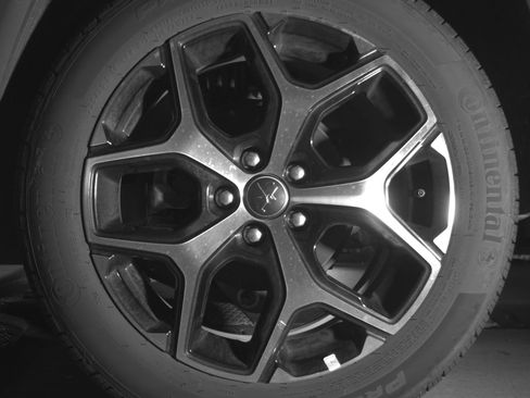 Used 2025 Jeep Compass Limited image 14