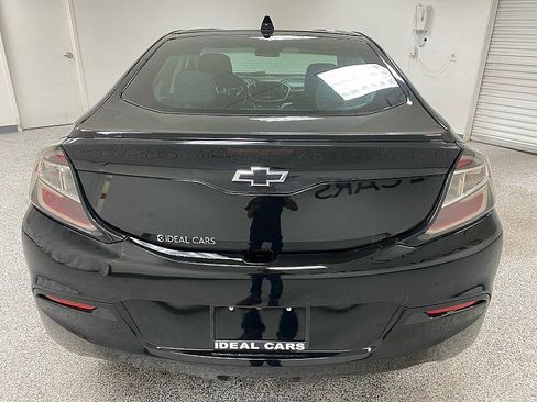 Used 2017 Chevrolet Volt LT image 6