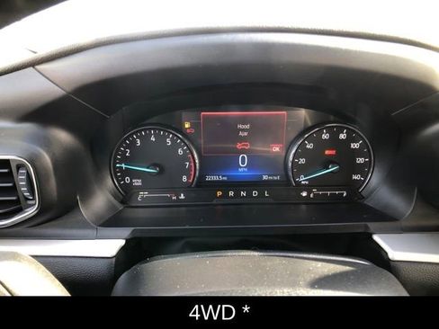 Used 2023 Ford Explorer XLT w/ Equipment Group 202A image 16
