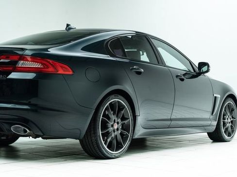 Used 2015 Jaguar XF Sport image 13
