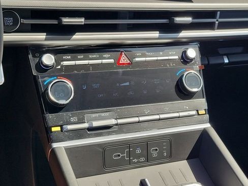 New 2026 Hyundai Santa Fe SEL FWD image 13