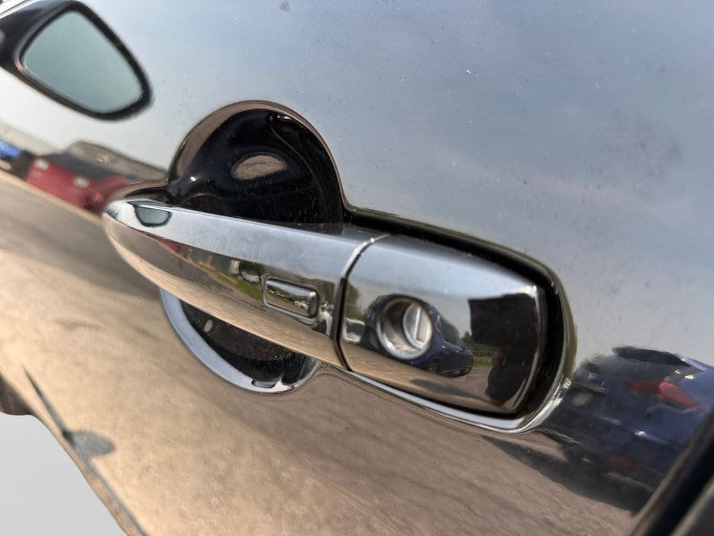 Certified 2024 Nissan Sentra SV FWD image 30