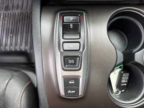 Used 2022 Honda Passport TrailSport image 16